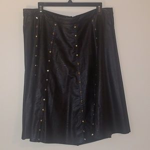 Modamix faux leather pleated skirt NWOT